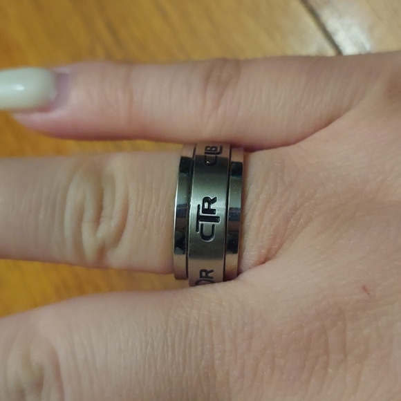 Fidget CTR ring - Picture 3 of 3